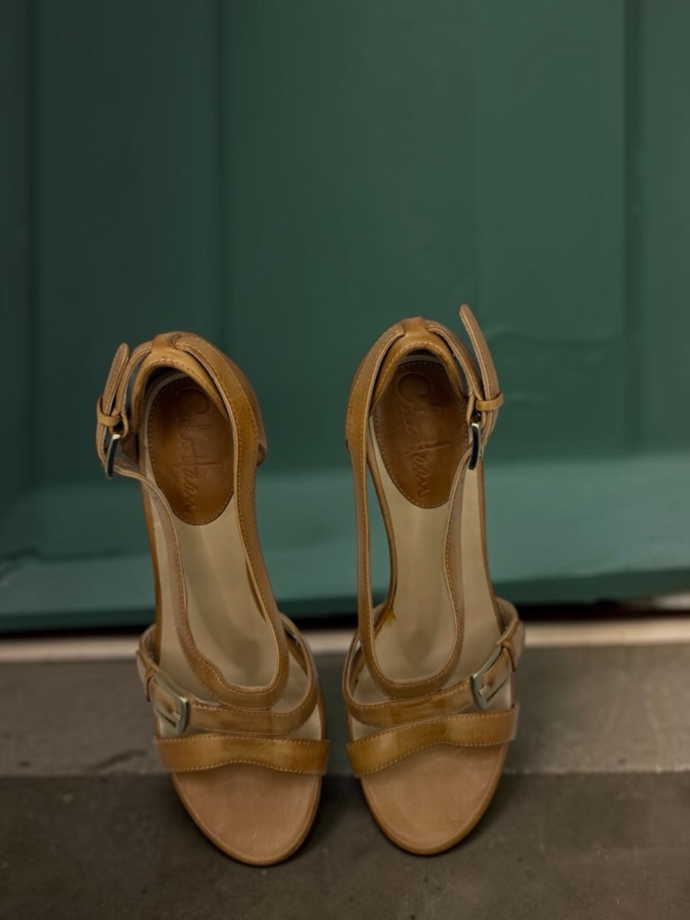 COLE HAAN Nike Air “Carma Air” Sandal. Tan, size 6. Retail $249 - Picture 4 of 10